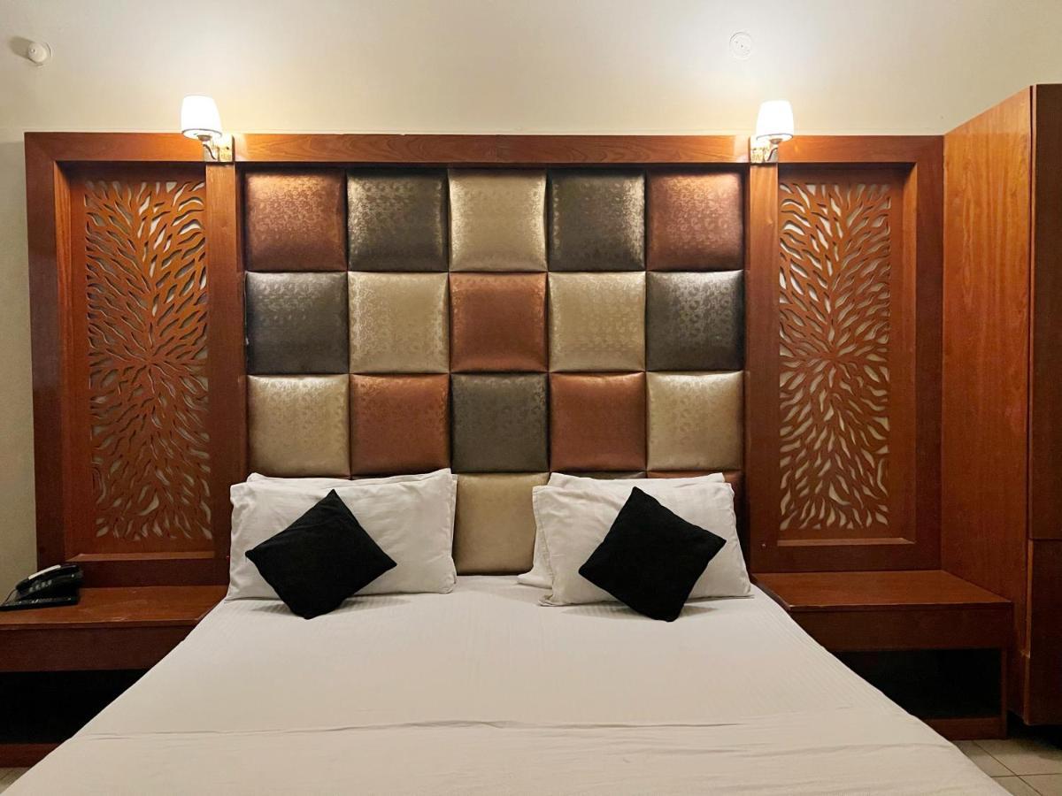 Hotel ムルターン エクステリア 写真