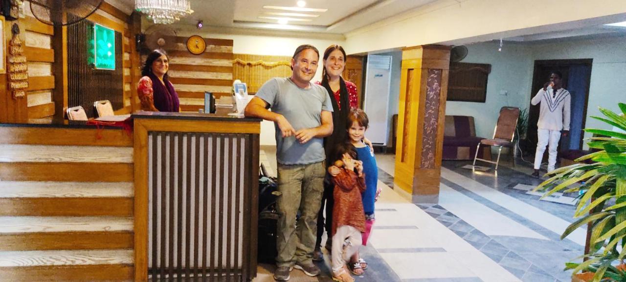 Hotel ムルターン エクステリア 写真