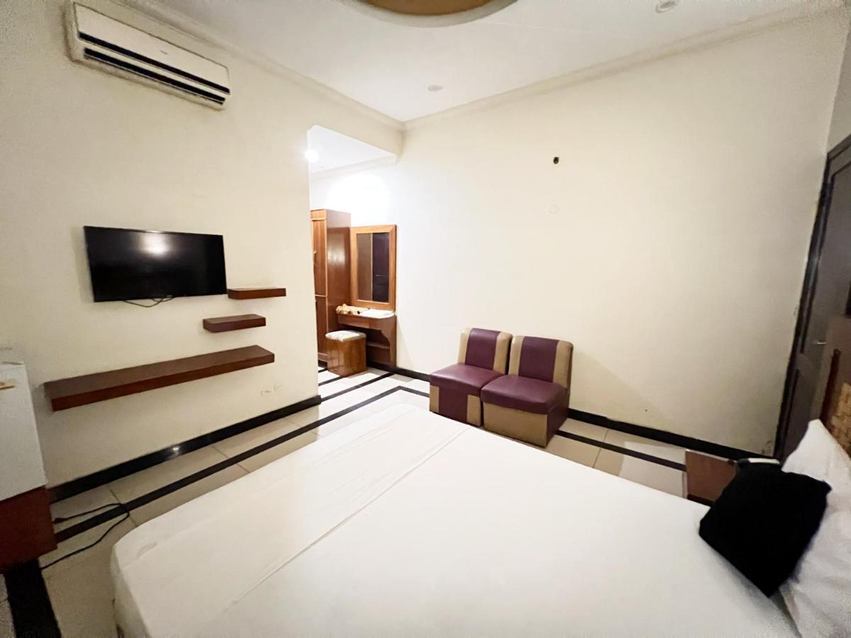 Hotel ムルターン エクステリア 写真
