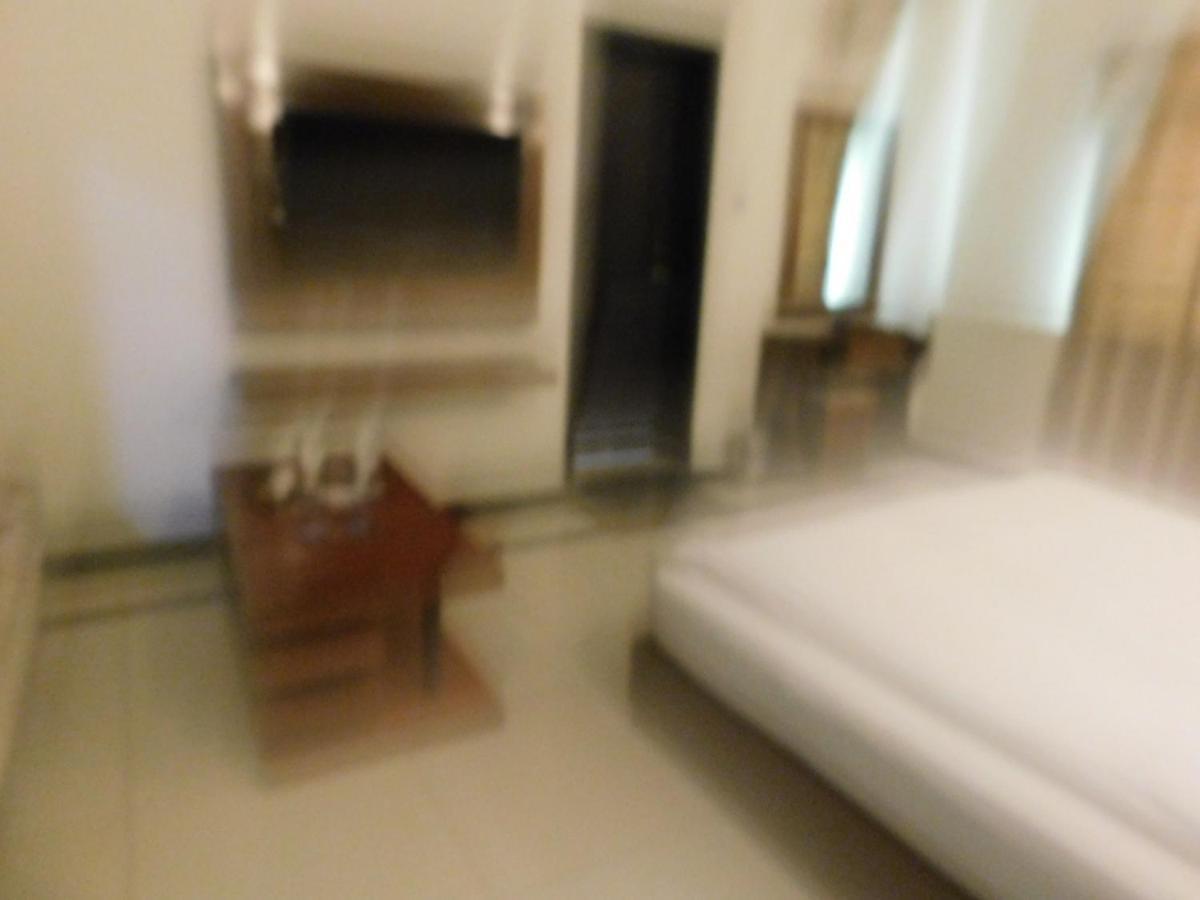 Hotel ムルターン エクステリア 写真